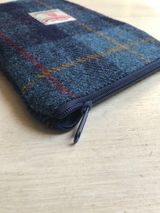 Navy Harris Tweed Book Sleeve with zip closure