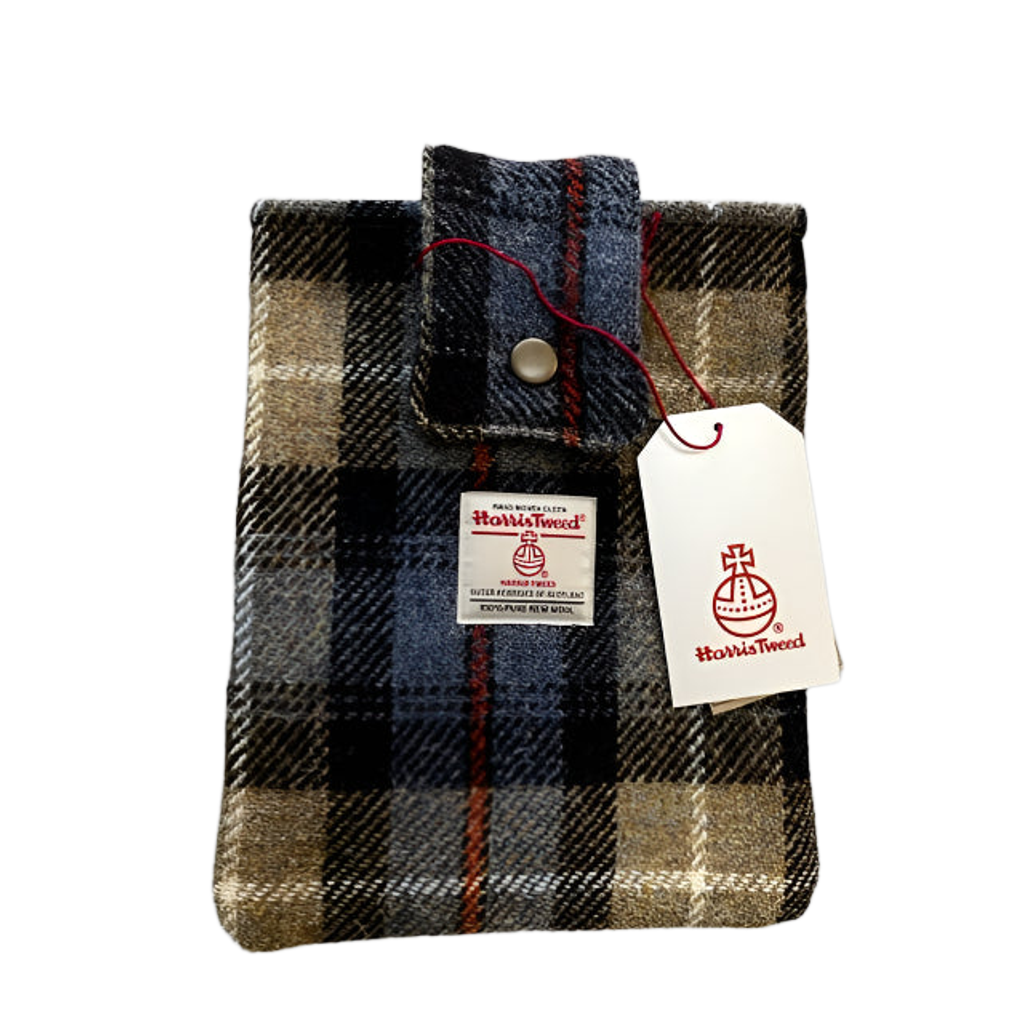 Harris Tweed book sleeve - MacKenzie check