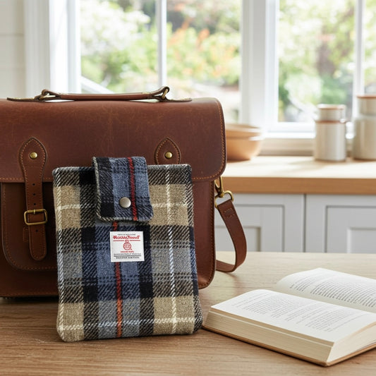 Harris Tweed book sleeve - MacKenzie check